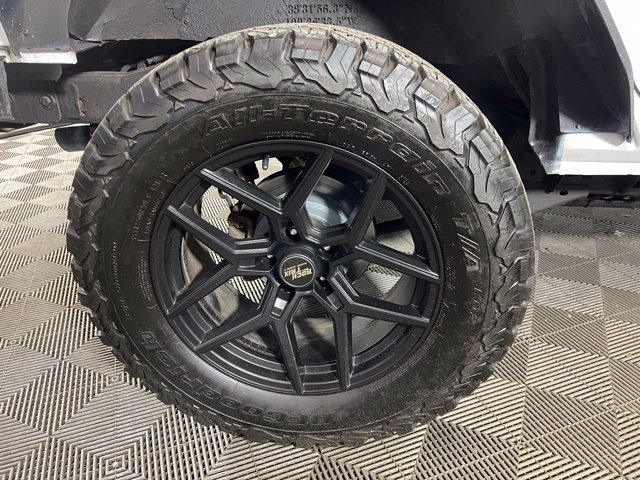 Used 2015 Jeep Wrangler Unlimited Sport w/ Quick Order Package 24S AWD/4WD image 21