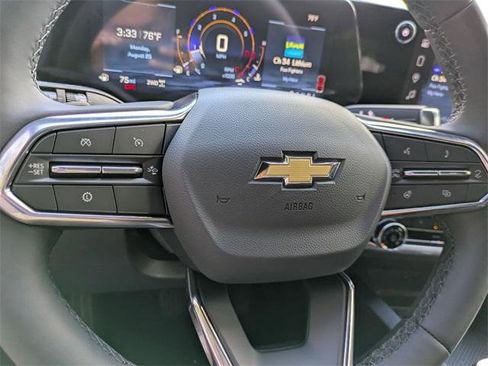 New 2026 Chevrolet Equinox LT w/ LPO, Floor Liner Package image 16