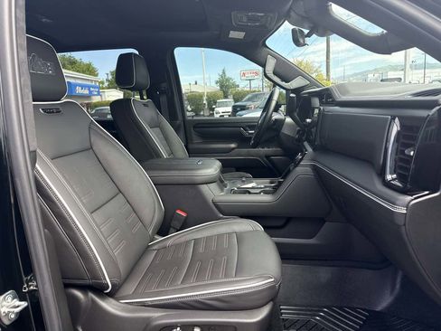 Used 2025 GMC Sierra 2500 AT4X w/ AT4X AEV Edition AWD/4WD image 27