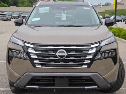 New 2025 Nissan Rogue SL w/ Tech Package image 20