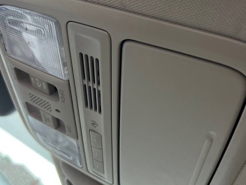 Used 2014 Honda Odyssey EX-L image 39