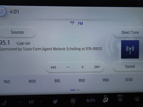 Used 2024 Ford Escape ST-Line w/ Tech Pack #1 AWD/4WD image 18
