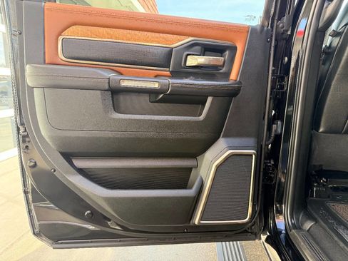 Used 2020 RAM 2500 Limited image 31