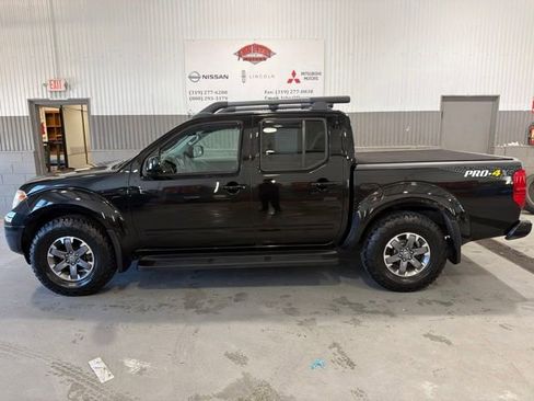 Used 2016 Nissan Frontier PRO-4X w/ Pro-4x Luxury Package AWD/4WD image 2