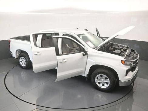 Used 2025 Chevrolet Silverado 1500 LT RWD image 56