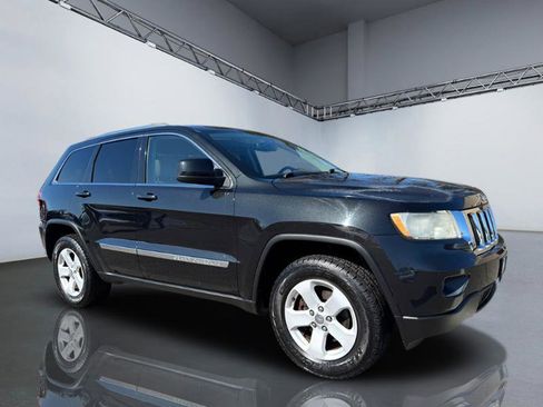 Used 2011 Jeep Grand Cherokee Laredo image 9