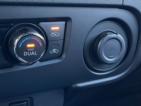 New 2026 Nissan Frontier PRO-4X image 40