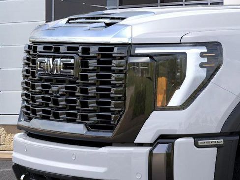 New 2026 GMC Sierra 3500 Denali Ultimate image 37