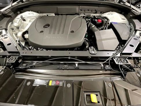 New 2026 Volvo XC60 B5 Ultra w/ Climate Package image 13