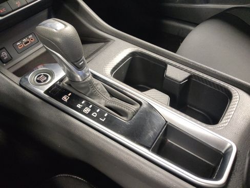 Used 2025 Nissan Sentra SV FWD image 26