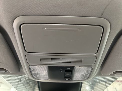 Used 2021 Honda Odyssey LX image 24