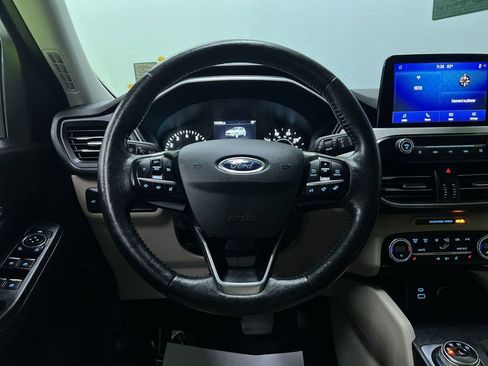 Used 2021 Ford Escape SEL AWD/4WD image 20