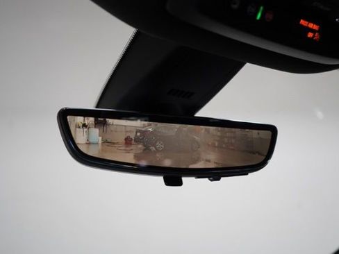 Used 2024 Buick Enclave Premium image 31