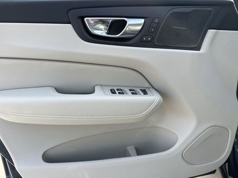 New 2026 Volvo XC60 B5 Ultra w/ Climate Package image 13
