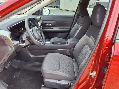 New 2026 Nissan Kicks SV w/ Cold Weather Package image 12