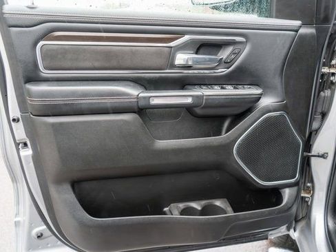 Used 2022 RAM 1500 Laramie AWD/4WD image 17