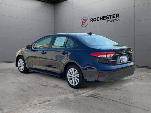 Used 2025 Toyota Corolla LE w/ LE Premium Package FWD image 63