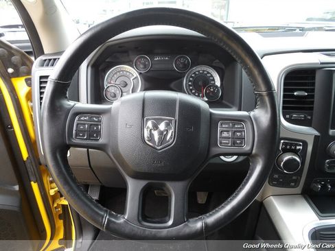 Used 2016 RAM 1500 Big Horn AWD/4WD image 14