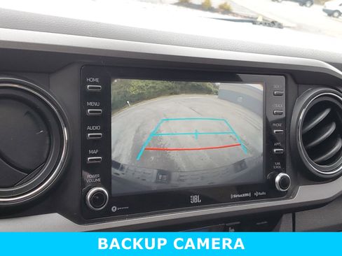 Used 2020 Toyota Tacoma TRD Off-Road image 18