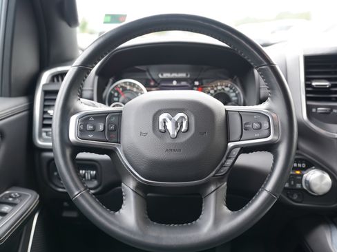 Used 2023 RAM 1500 Laramie AWD/4WD image 18