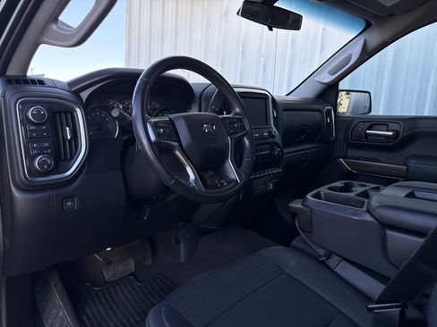 Used 2019 Chevrolet Silverado 1500 LT Trail Boss image 17