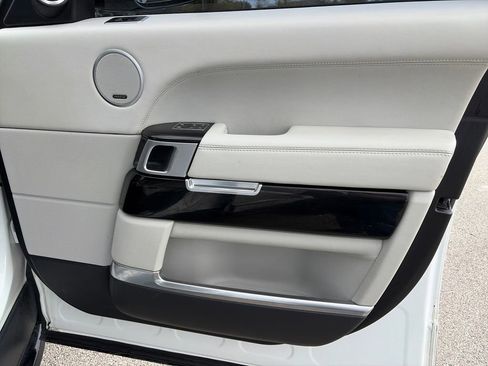 Used 2015 Land Rover Range Rover Autobiography AWD/4WD image 10