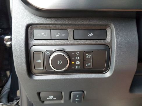 Used 2024 Ford F250 Lariat w/ Chrome Package image 29