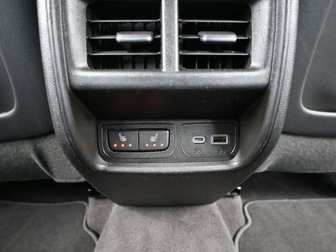 Used 2023 Cadillac XT4 Sport image 40