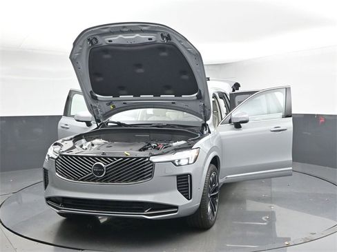 New 2026 Volvo XC90 B6 Ultra image 55
