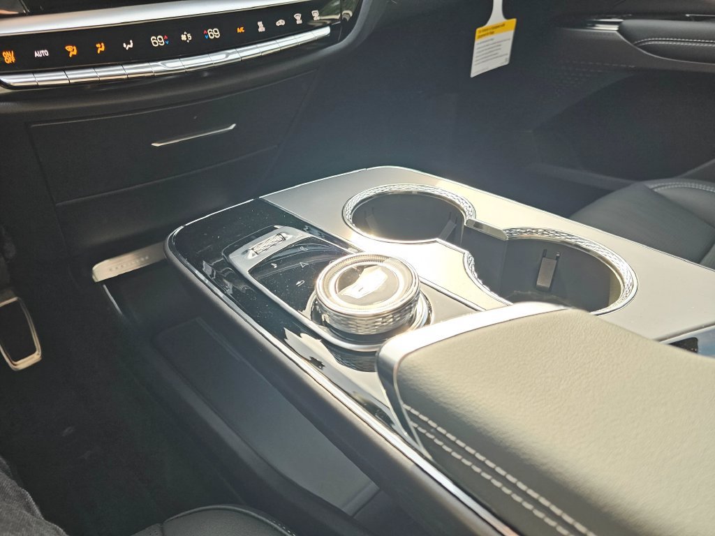 New 2027 Cadillac Lyriq Luxury AWD/4WD image 30