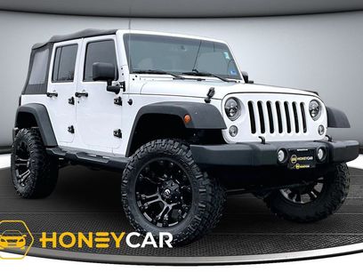 Used 2016 Jeep Wrangler Unlimited Rubicon w/ Connectivity Group