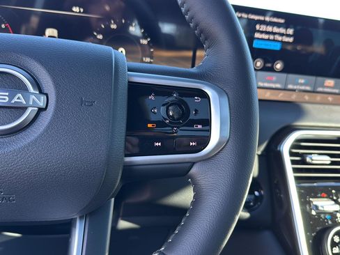 New 2026 Nissan Armada Platinum image 19