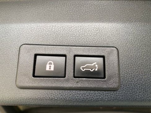 Used 2021 Subaru Ascent Limited AWD/4WD image 8