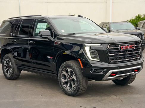 New 2026 GMC Yukon AT4 Ultimate AWD/4WD image 6