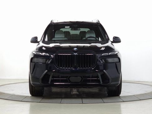Used 2026 BMW X7 xDrive40i AWD/4WD image 2