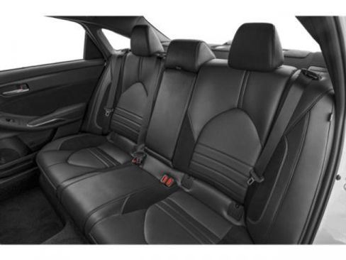 Used 2021 Toyota Avalon Touring w/ Advanced Safety Package image 13