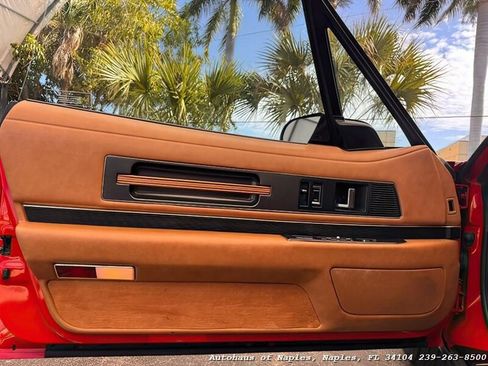 Used 1990 Buick Reatta Convertible image 4