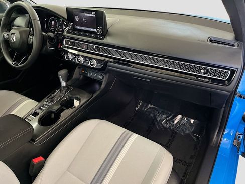Used 2025 Honda Civic Sport image 28