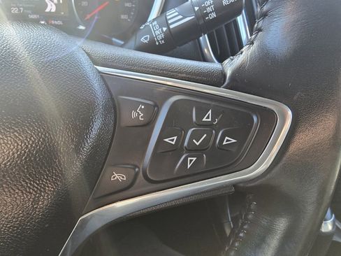 Used 2020 Chevrolet Equinox LT w/ Driver Convenience Package image 22