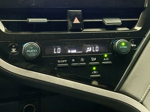 Used 2023 Toyota Camry SE w/ Protection Package (Q2) (TMS) FWD image 10
