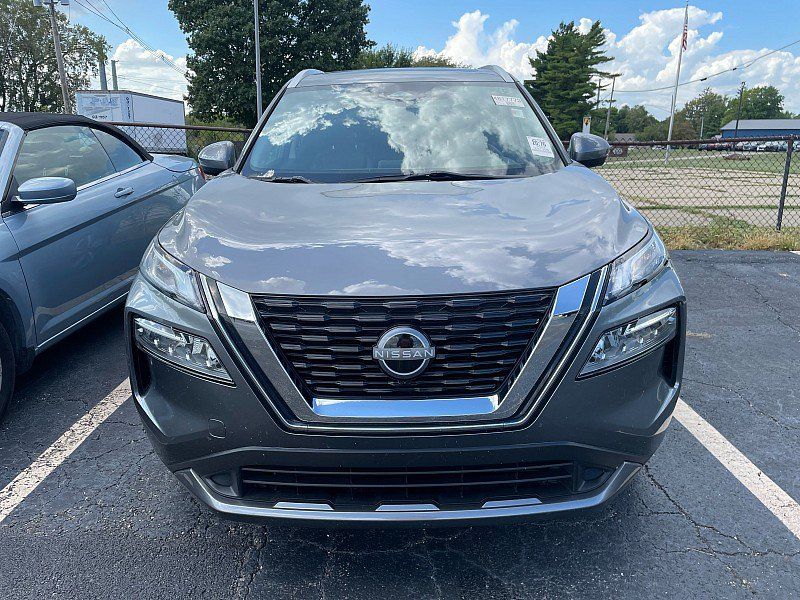 Used 2023 Nissan Rogue SL FWD image 3