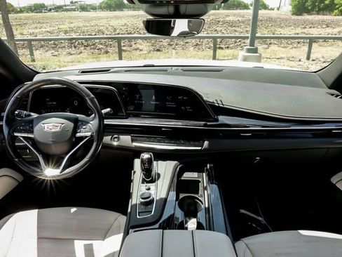 Used 2021 Cadillac Escalade Sport w/ LPO, ONYX Package RWD image 20