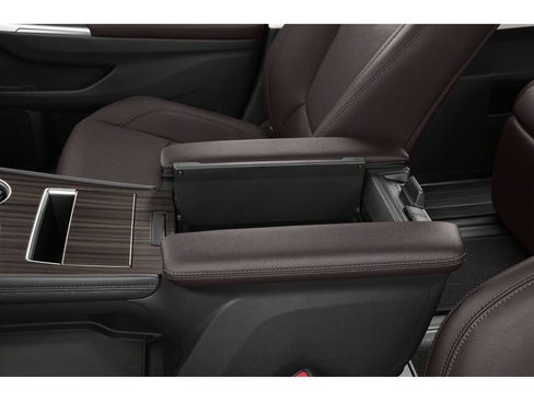 Certified 2021 Toyota Sienna Platinum image 19