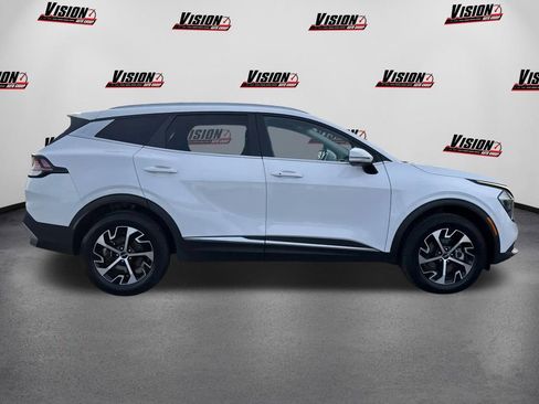 Used 2023 Kia Sportage EX image 4