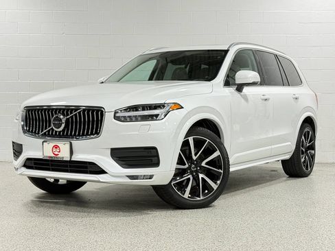 Used 2022 Volvo XC90 T6 Momentum w/ Advanced Package AWD/4WD image 2