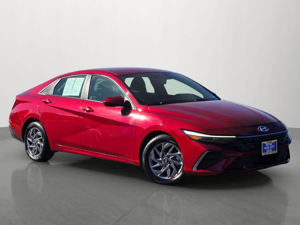 Used 2024 Hyundai Elantra SEL FWD image 8