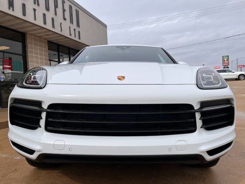 Used 2020 Porsche Cayenne image 7