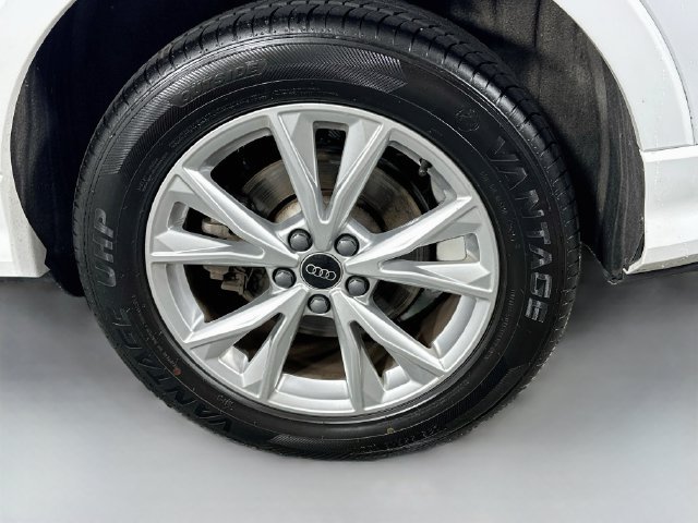 Used 2025 Audi Q3 2.0T Premium AWD/4WD image 29