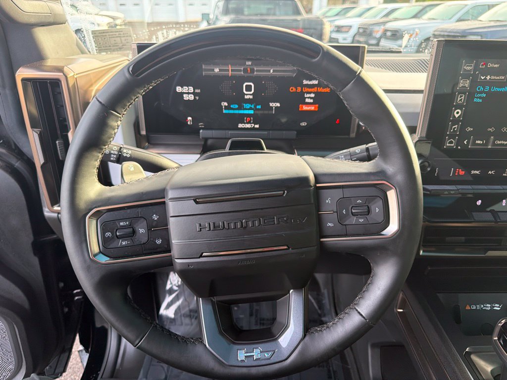 Used 2025 GMC Hummer EV 3X w/ LPO, Sport Package AWD/4WD image 22