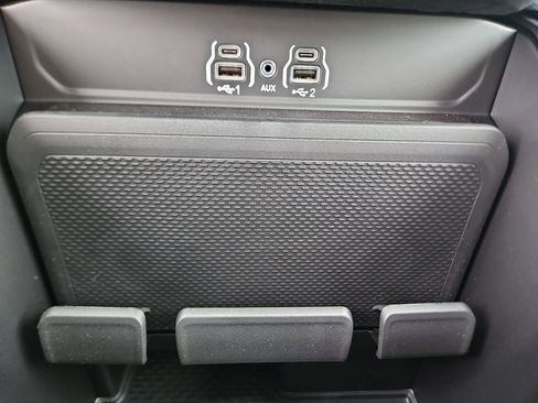 New 2026 RAM 1500 Express image 23